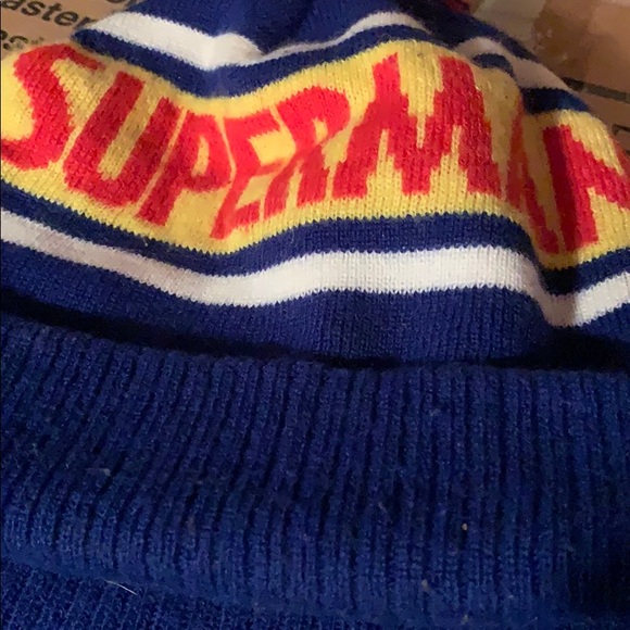 Superman Pom Hat - Picture 2 of 2